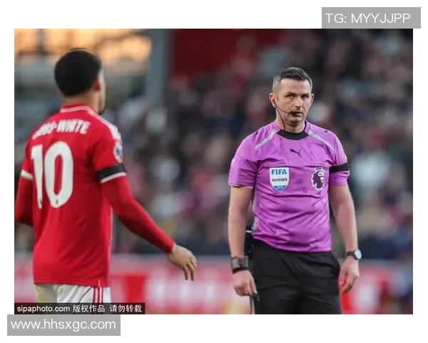 VAR判罚引争议：公平性再成焦点