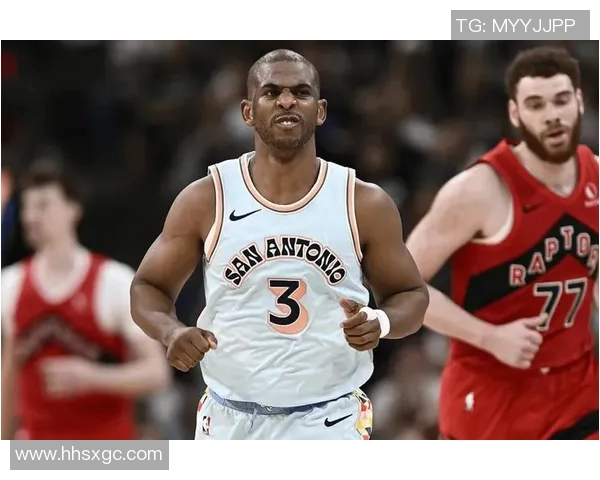 保罗一个细节动作引爆热搜登顶全网网友纷纷热议背后原因